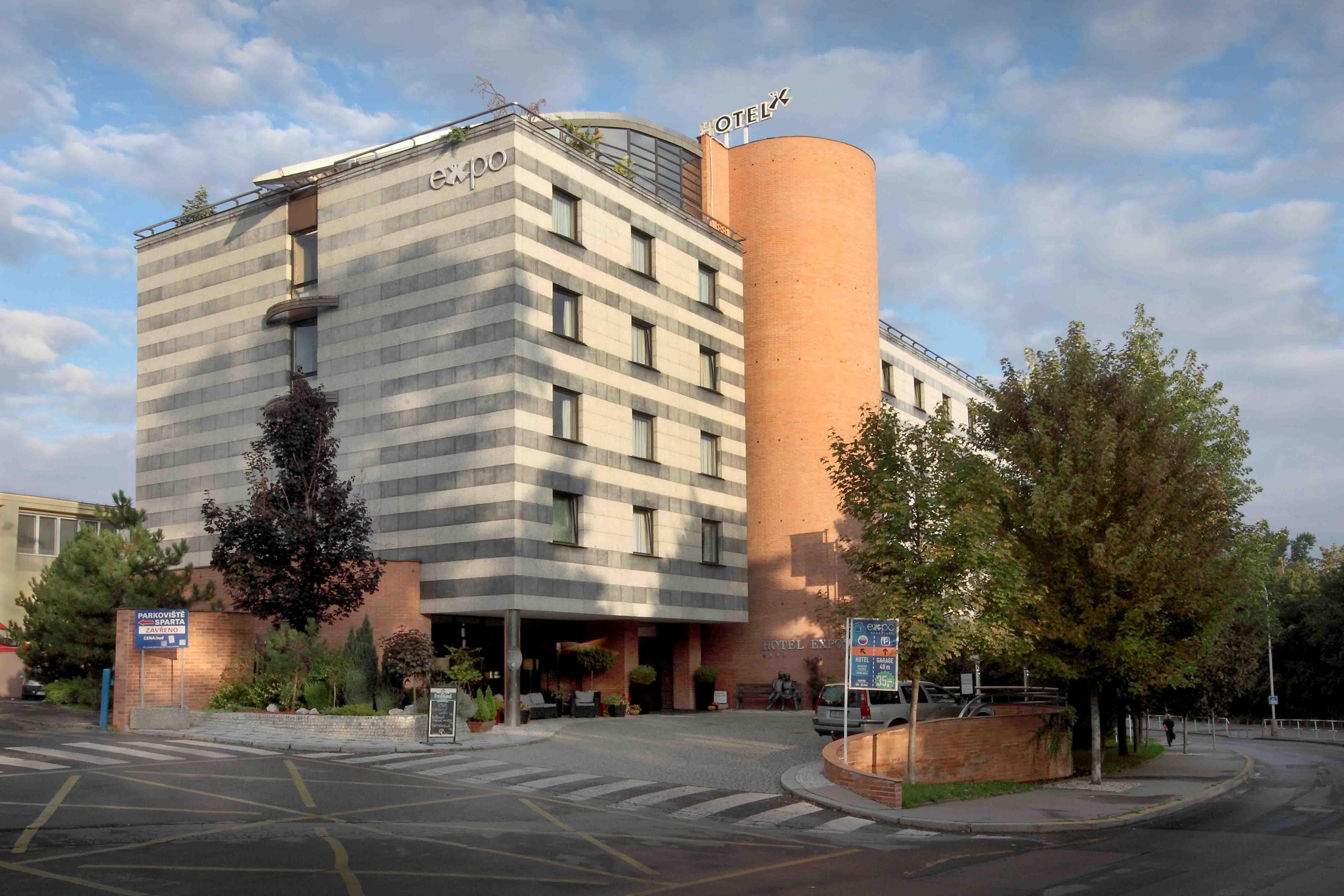 Hotel Expo 4*